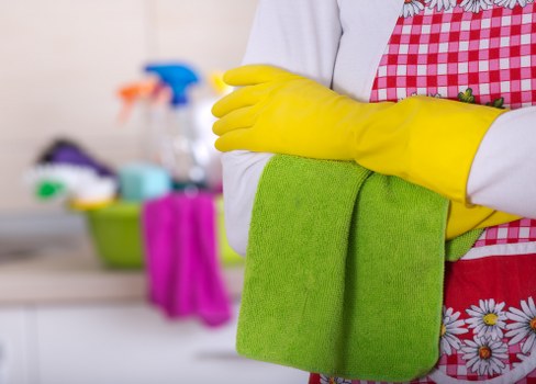 Clean and well-maintained office environment through regular cleaning